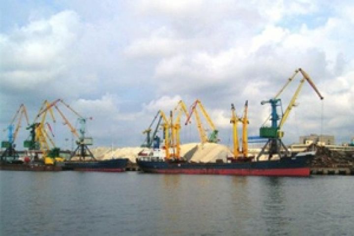 Херсонский порт увеличил скорость обработки зерновых грузов втрое 
