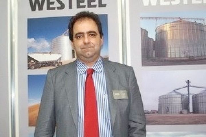  Антонио Бенитез Куэль, менеджер по международным продажам компании WESTEEL