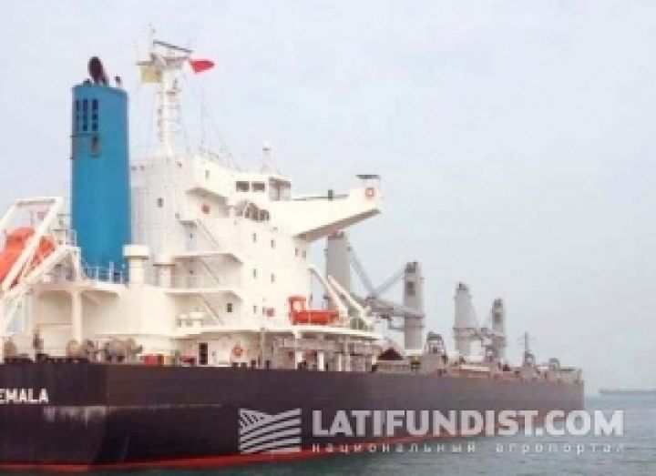 ГПЗКУ отправила в Китай очередное судно с кукурузой