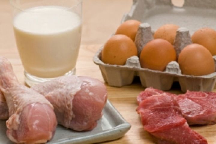 Украинцы стали меньше потреблять мяса, молока, яиц и овощей