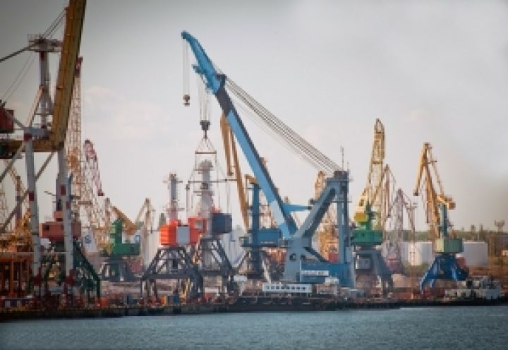 Ильичевский порт увеличил перевалку зерна