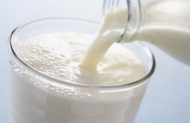 Аграрии сдают больше качественного молока — УКАБ