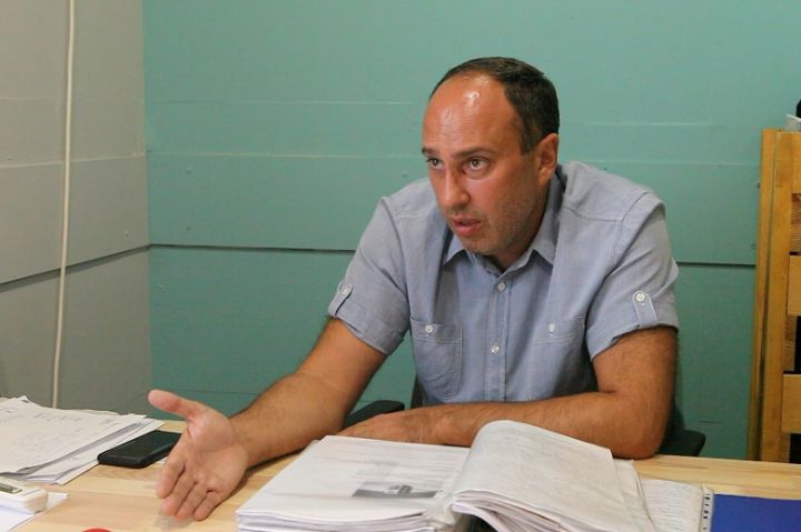 Александр Петков
