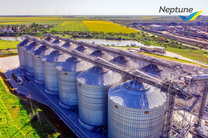 Зерновой терминал Neptune в порту «Пивденный»