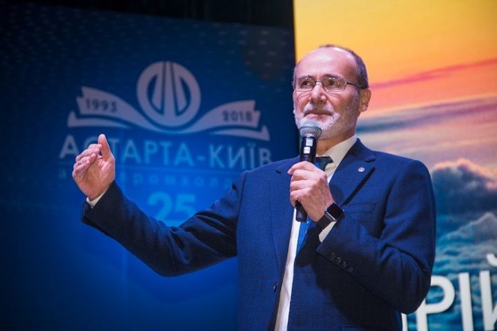 Віктор Іванчик, засновник та генеральний директор агрохолдингу «Астарта-Київ» 