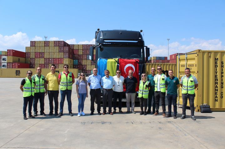 Sintez Group тестово відправила партію нішевих культур фурами з Одеси до турецького порту AsyaPort