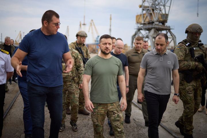 President of Ukraine Volodymyr Zelenskyy accompanied by Minister of Infrastructure Oleksandr Kubrakov and CEO of Kernel Yevhen Osypov in the port of Odesa, Ukraine. 29 July 2022