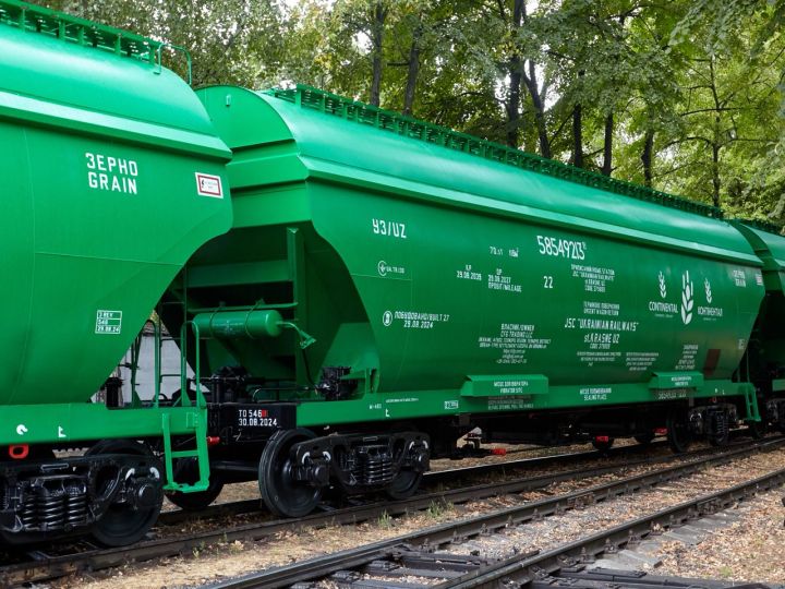 Grain wagons purchased by Continental Farmers Group (CFG)