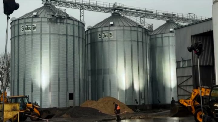 Елеватор Любарецького соєпереробного заводу