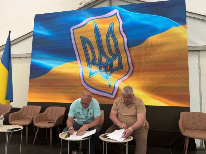 Підписання меморандуму між Vitagro Agro та «Агропродсервіс»