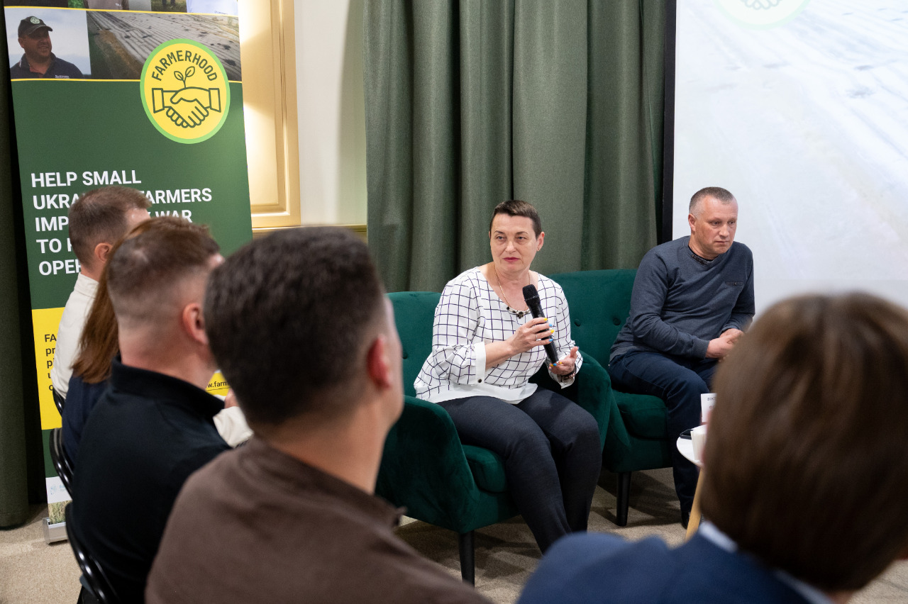 Вікторія Шангар розповідає, як працюється фермерам Херсонщини. Фото: FARMERHOOD