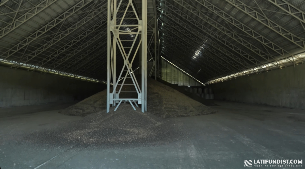TG Agro має два склади для зберігання врожаю, кожен на 12–13 тис. т