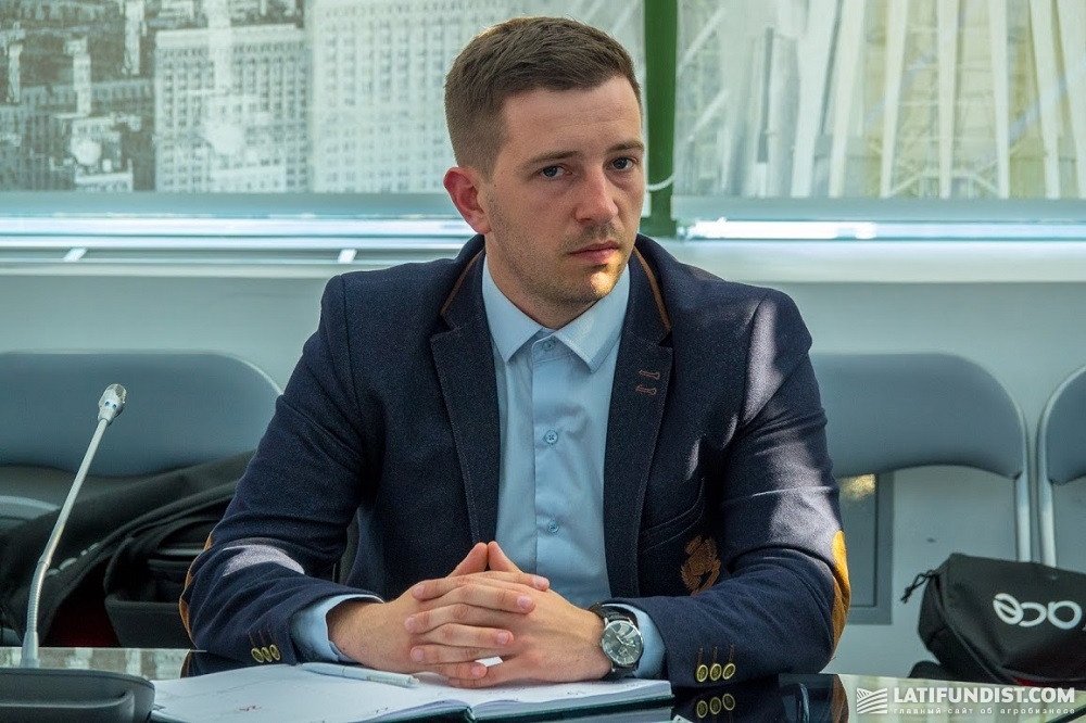 Менеджер по продажам полевой линии «Агриматко-Украина» Максим Онученко