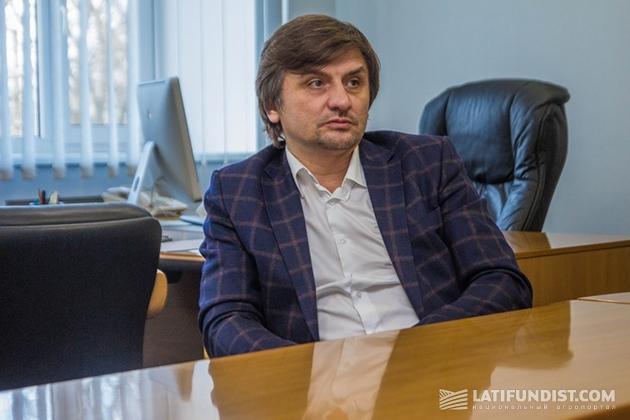 Managing director of Arnika holding company Oleg Maksak 