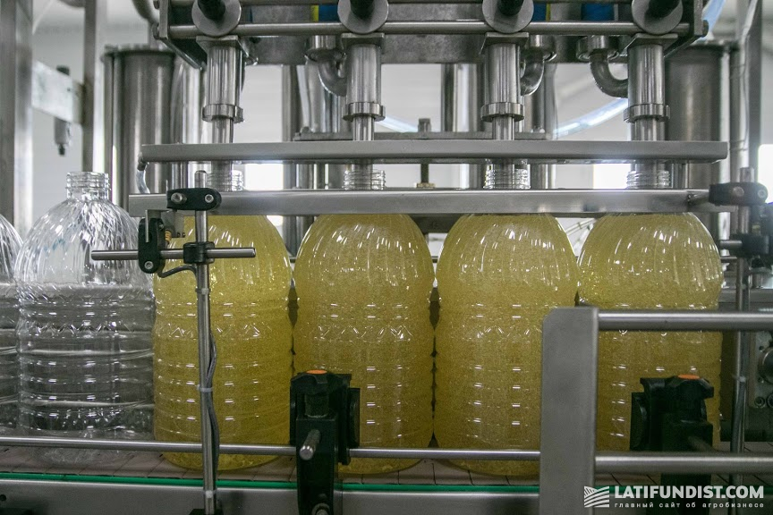 Sunflower oil packaging process