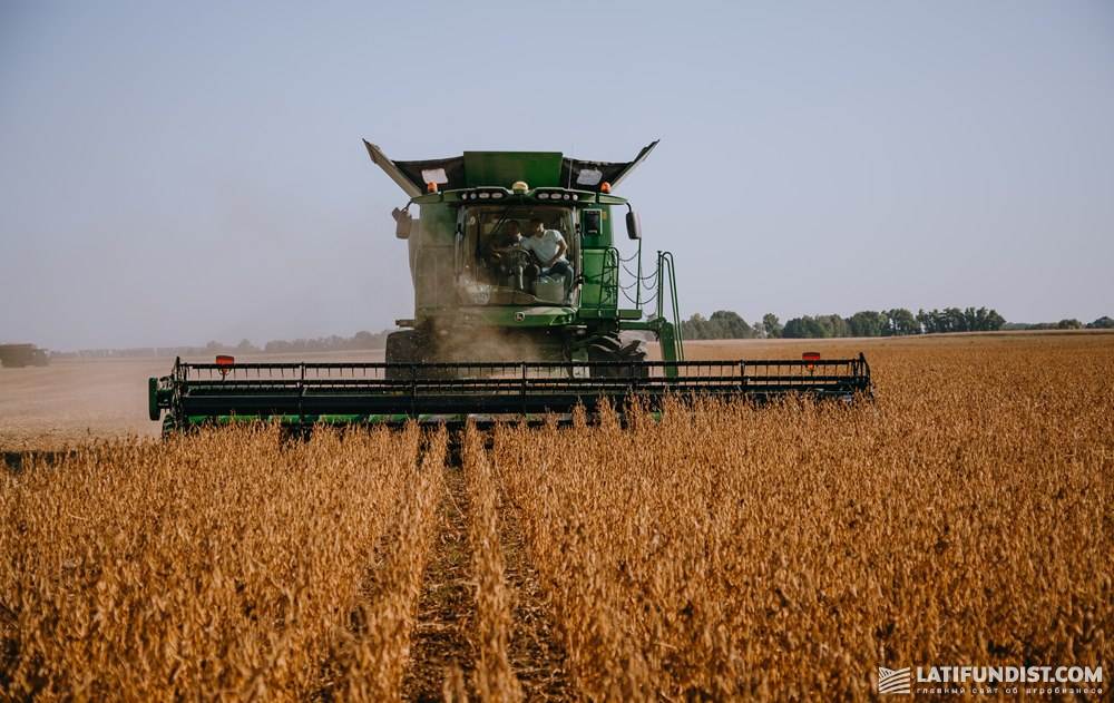 Soybean harvesting in the field of the company Mega Management Project in Kyiv region