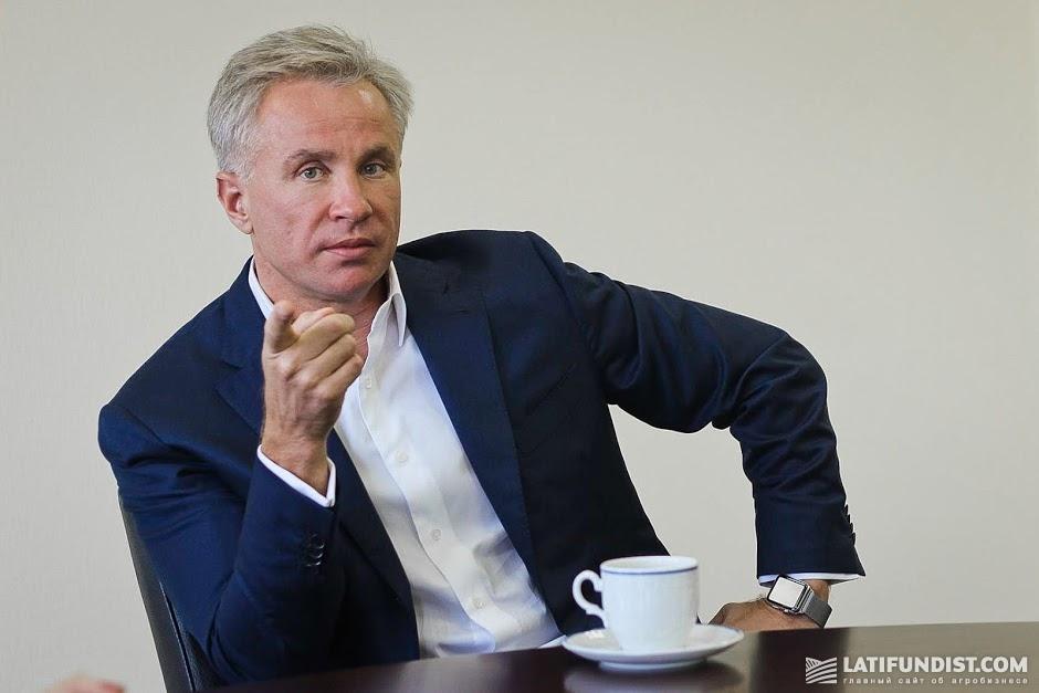 Yuri Kosyuk, the owner of the Myronivsky Hliboproduct agro-industrial holding